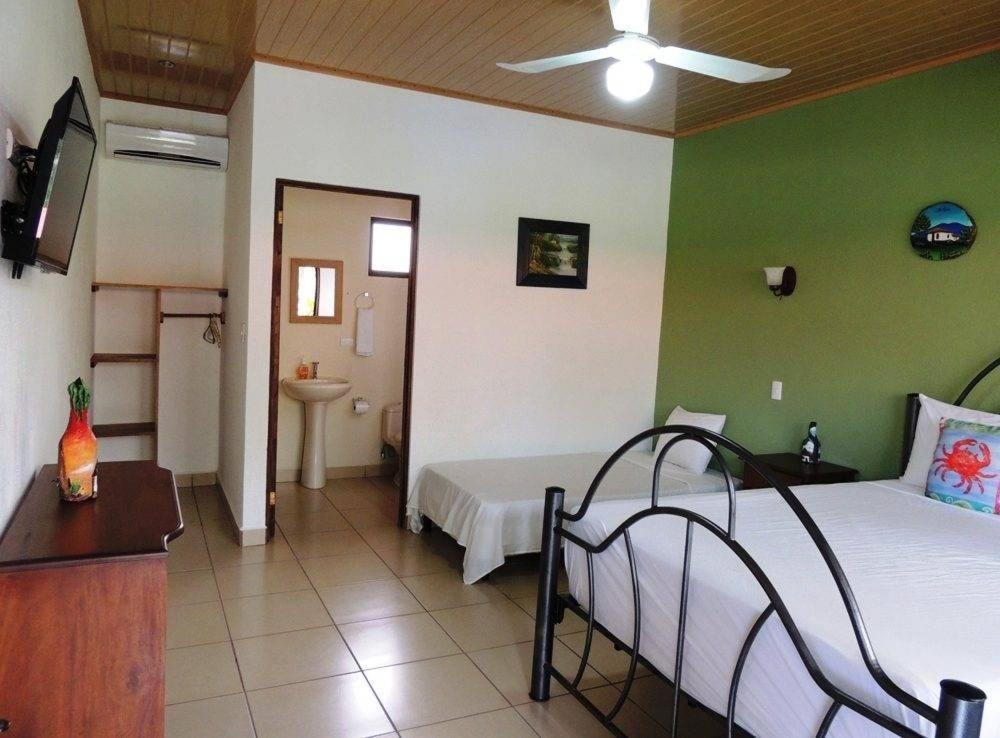 Hotel D'Lucia - Quebrada Ganado, Jaco, Costa Rica Exteriör bild